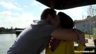 Milf Hunter - Natural Beauty - 03/07/2011
