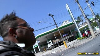 Mike in Brazil - So Thick - 03/27/2011