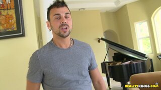 First Time Auditions - fucktastic - 05/02/2011