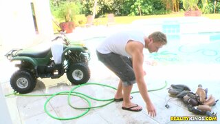 Milf Hunter - Precious Pussy - 10/17/2011