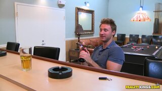Milf Hunter - Slammin Shawnie - 01/09/2012