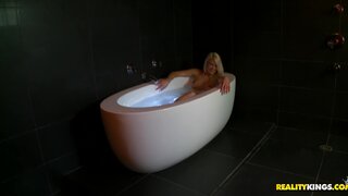 Monster Curves - Bathtub Beauty - 02/25/2012