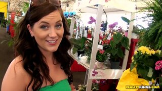 Street BlowJobs - Sweet Slurpee - 03/04/2012