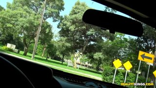 Street BlowJobs - Marvelous Mandi - 08/19/2012