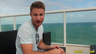 Milf Hunter - Vacation Cooch - 01/06/2014