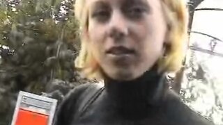 Bang Bus - Vivienne - 02/04/2004