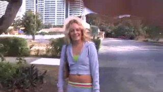 Bang Bus - Chick gone Nuts! - 02/02/2005