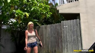Street BlowJobs - Amazing Amy - 12/21/2014