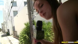 Money Talks - Living It Up - 08/11/2015