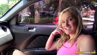 Street BlowJobs - Juicy Jessie - 12/20/2015