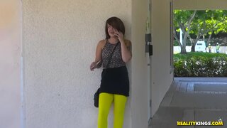 8th Street Latinas - Big Booty Mami - 12/02/2016