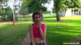 Street BlowJobs - Freak In The Streets - 03/12/2017