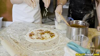 We Live Together - Slut Lust Pizza - 06/06/2017