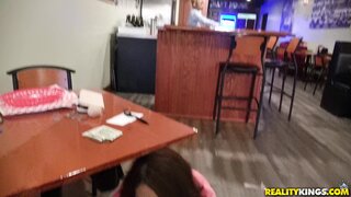 Street BlowJobs - Dine And Cash - 08/27/2017