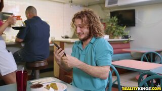 Milf Hunter - A Big Tip For Andy - 02/19/2018