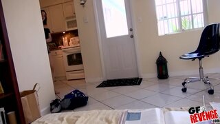 GF Leaks - My Gf Seduces Her Roommate - 02/21/2018