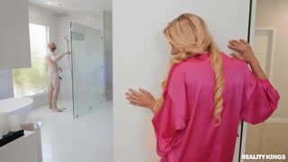 Milf Hunter - Miss Milf - 11/05/2018