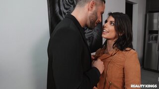 Sneaky Sex - It's in the Bag - 01/15/2020