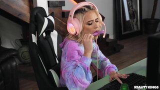 Hot Girls Game - RoommatesTightSnatch69 - 01/17/2022