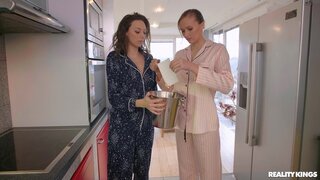 RK Prime - Make Up with Me and My BFF - 05/18/2022