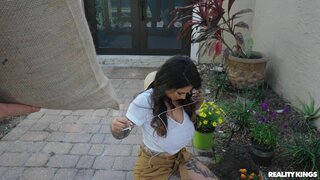 Milf Hunter - Hunting The Horny Gardener - 12/12/2022