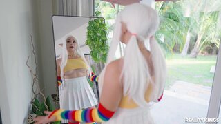 Hot Girls Game - Friends Who Cosplay Together, Fuck Together - 12/09/2022