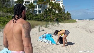 Milf Hunter - Pitching a Tent for the MILF - 04/10/2023