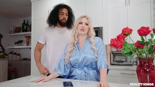 Milf Hunter - Mother's Day - 05/14/2023