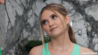 Crazy College GFs - Big Naturals Kitchen Cheater - 06/02/2024