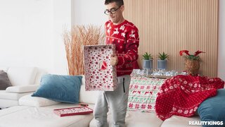 Lil Humpers - A Christmas Surprise From My Boyfriend's Roommate - 12/24/2024