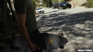 Lil Humpers - Lil Humper Gang Finds A MILF To Fuck - 07/21/2022