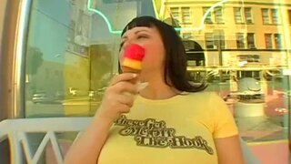 Big Tits, Round Asses - vida - 05/11/2006