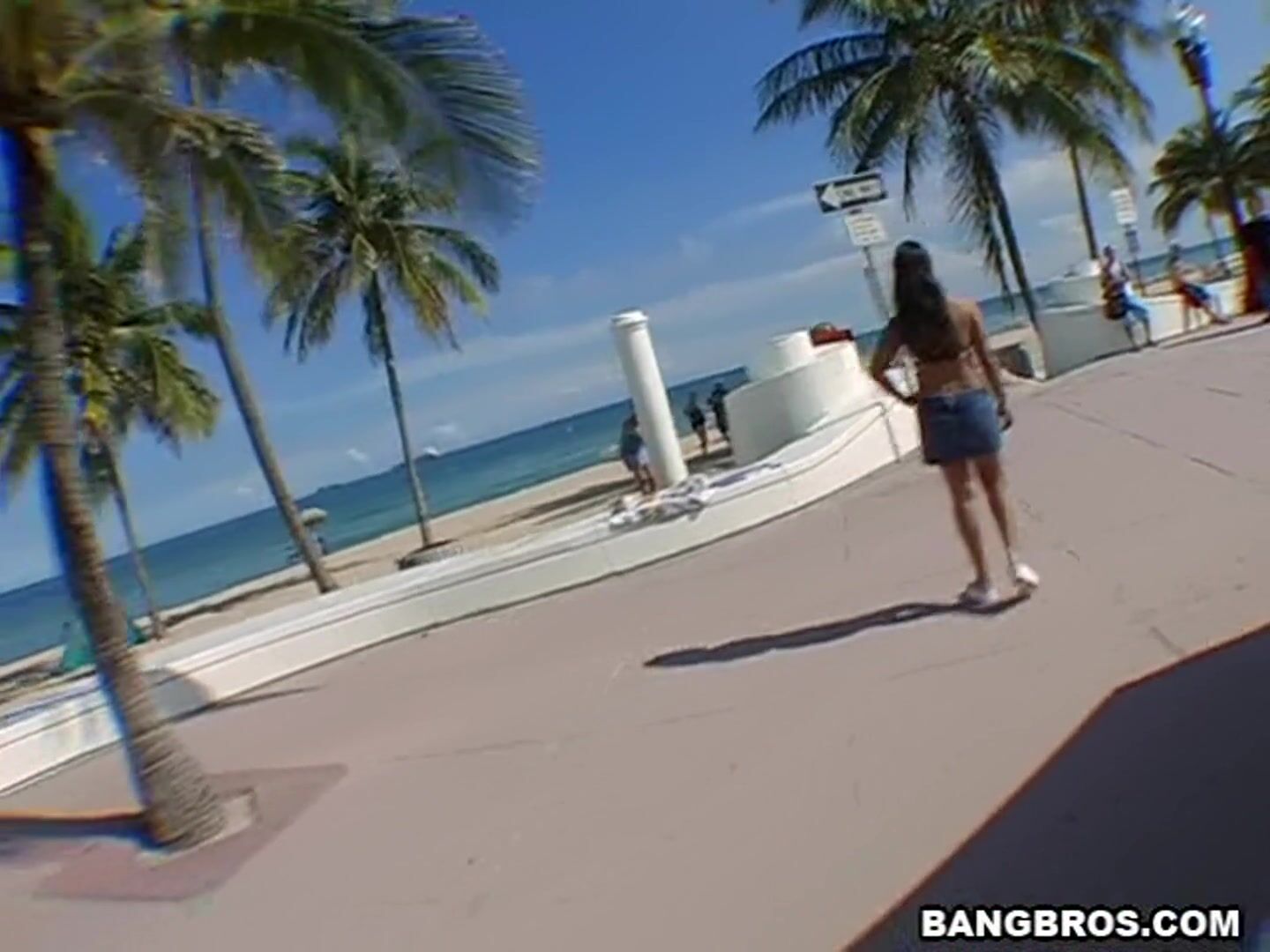 Bang Bus - Cruising on Dakota's Pussy - 10/10/2007