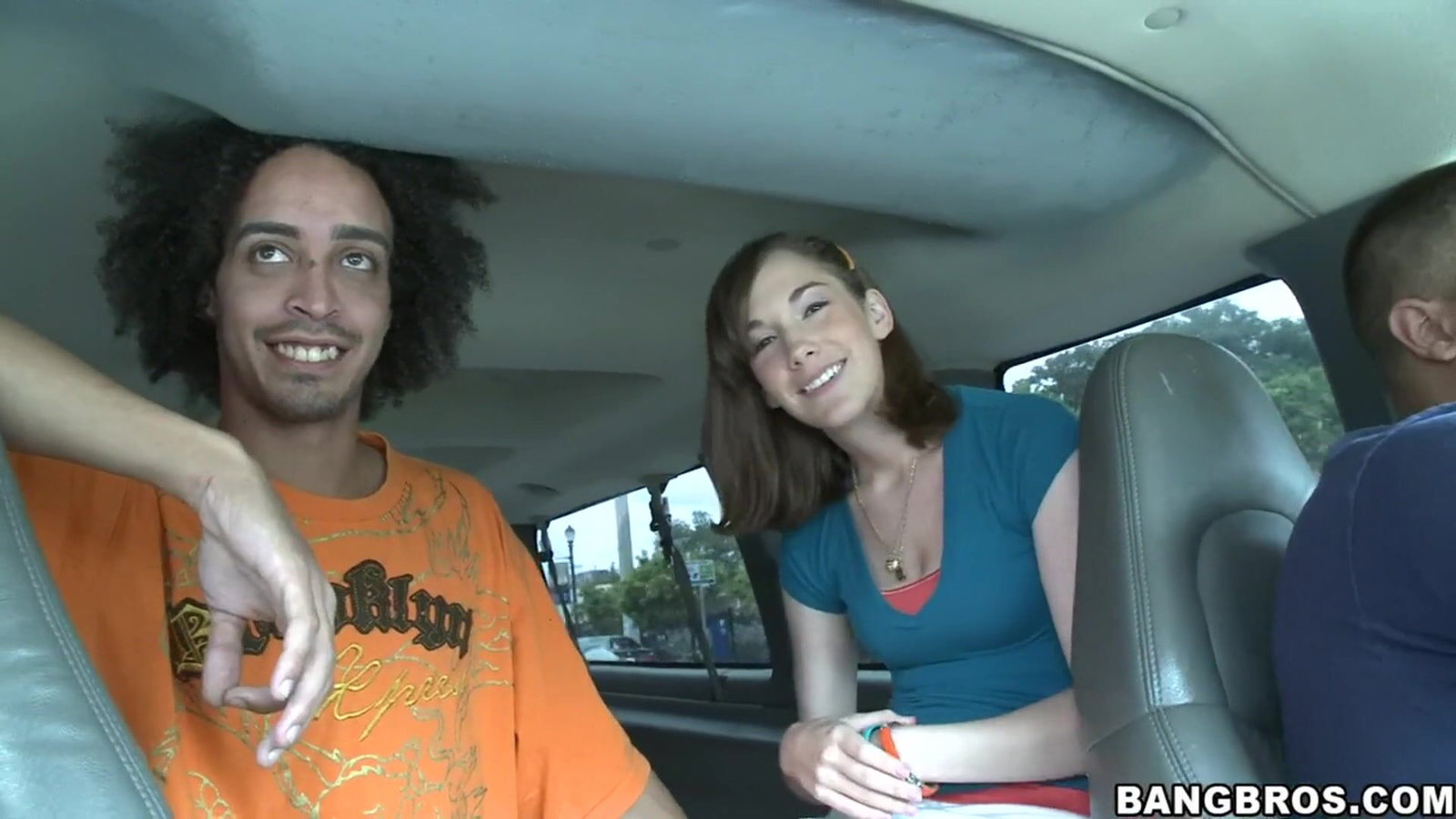 Bang Bus - Shaggy meets his match - 06/10/2009