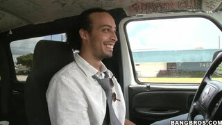 Bang Bus - The Peruvian Bombshell! - 06/24/2009