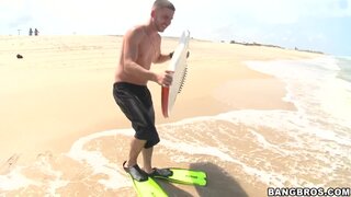 My Life In Brazil - I Like Short Guys from America! - 12/10/2009