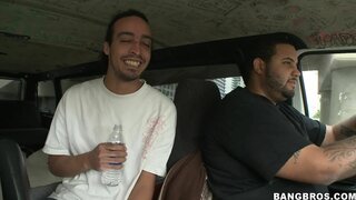 Bang Bus - Dominicans don't play - 01/06/2010