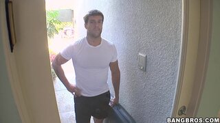 Porn Star Spa - Massaging Asszilla - 10/13/2011