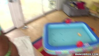 Brown Bunnies - Big ass black girl - 04/29/2012