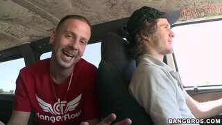Bang Bus - Cute tourist rides the BangBus - 05/02/2012