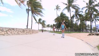 Ass Parade - Ass and roller skates - 10/01/2012