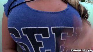 Pawg - Phoenix Marie Does Anal! - 08/23/2013