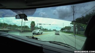 Bang Bus - Martini Bows gets shaken and stirred on the Bang Bus - 08/03/2016