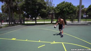 Monsters of Cock - Michelle Martinez Takes On 3 Wild Anacondas - 08/02/2016