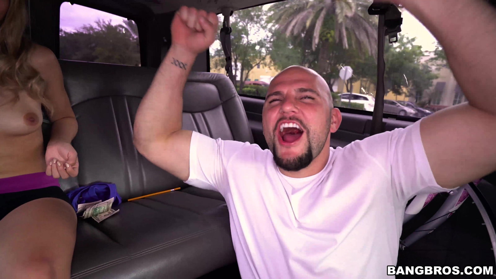 Bang Bus - Mila Needed Some Help - 10/26/2016