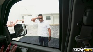 Bang Bus - Rose Monroe Twerks on The Bus - 06/13/2018