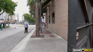 Public Bang - Sneaking Into The Club - 08/05/2018