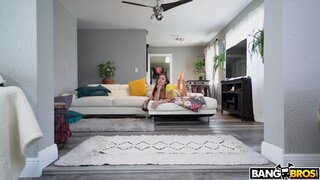 Bang POV - Kira Perez's Beefy Pussy - 09/27/2020