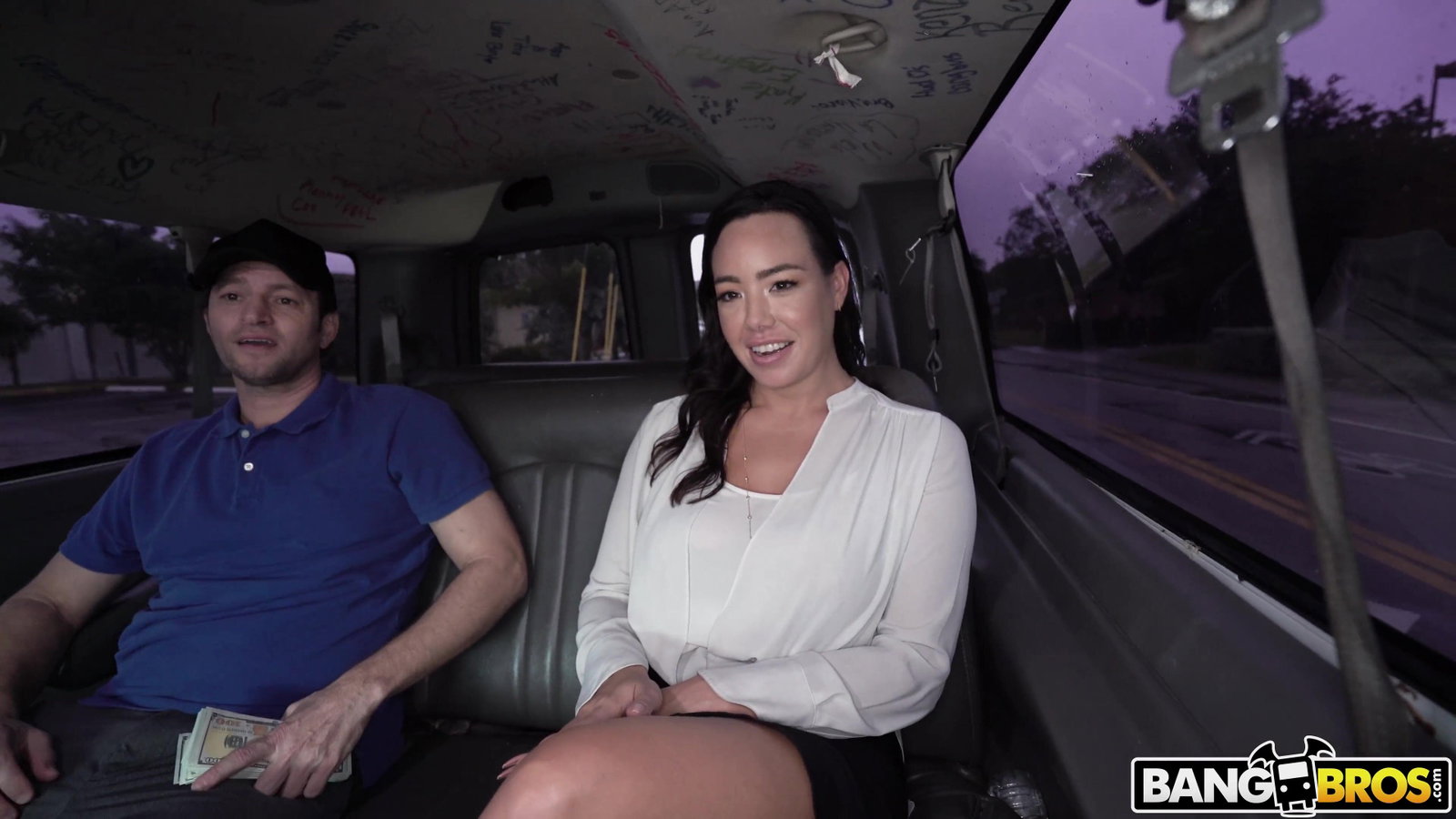 Bang Bus - Boss Bitch Takes A Ride - 12/16/2020
