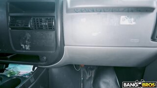 Bang Bus - She's a Sinner But She Can Fuck - 12/01/2021